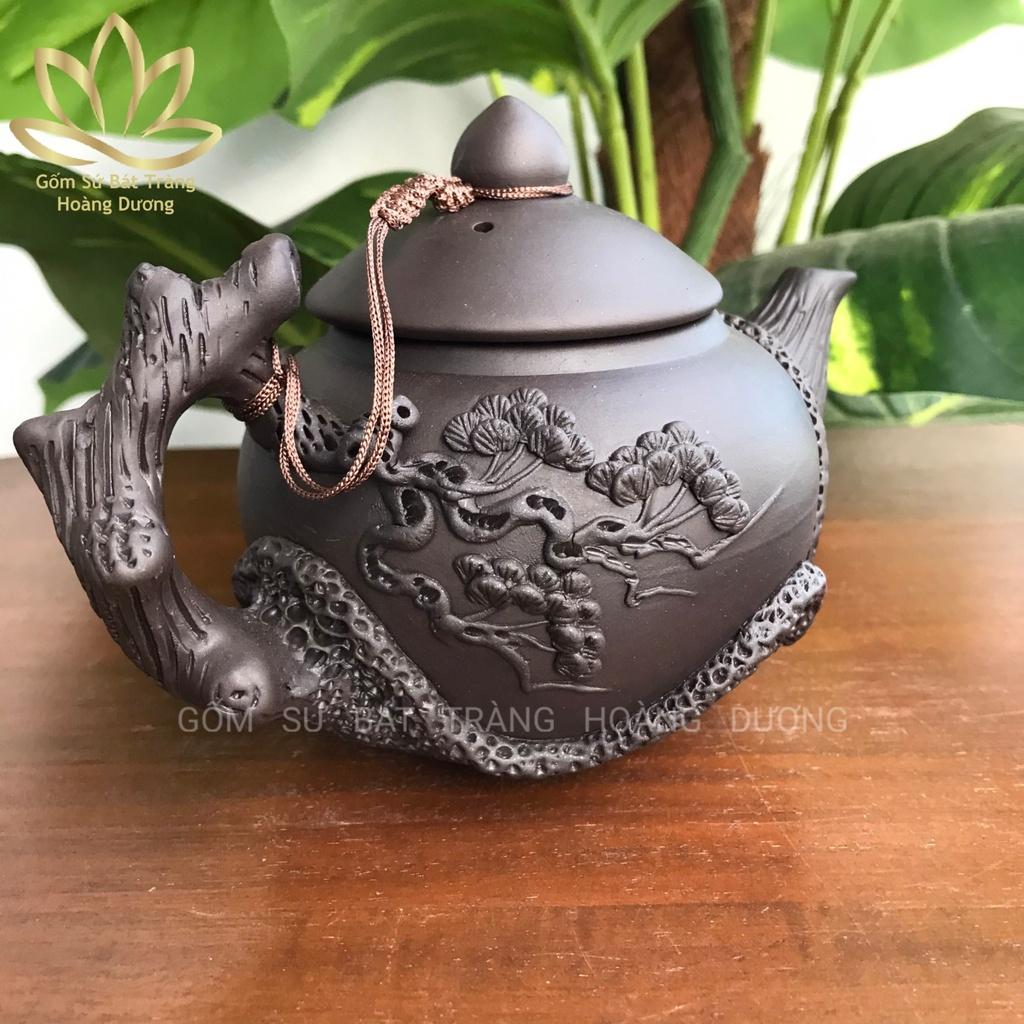 Bộ ấm chén uống trà Tử sa Bát Tràng đắp nổi Lão Tùng đen 400ml
