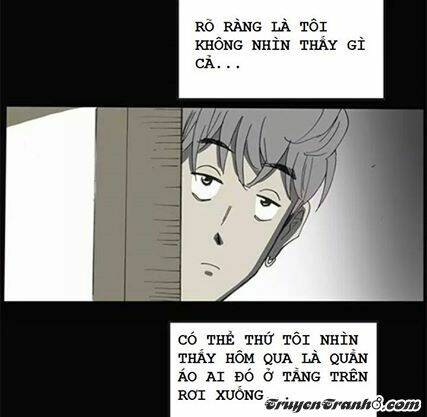 người đàn ông bên ngoài cửa sổ chapter 1 17