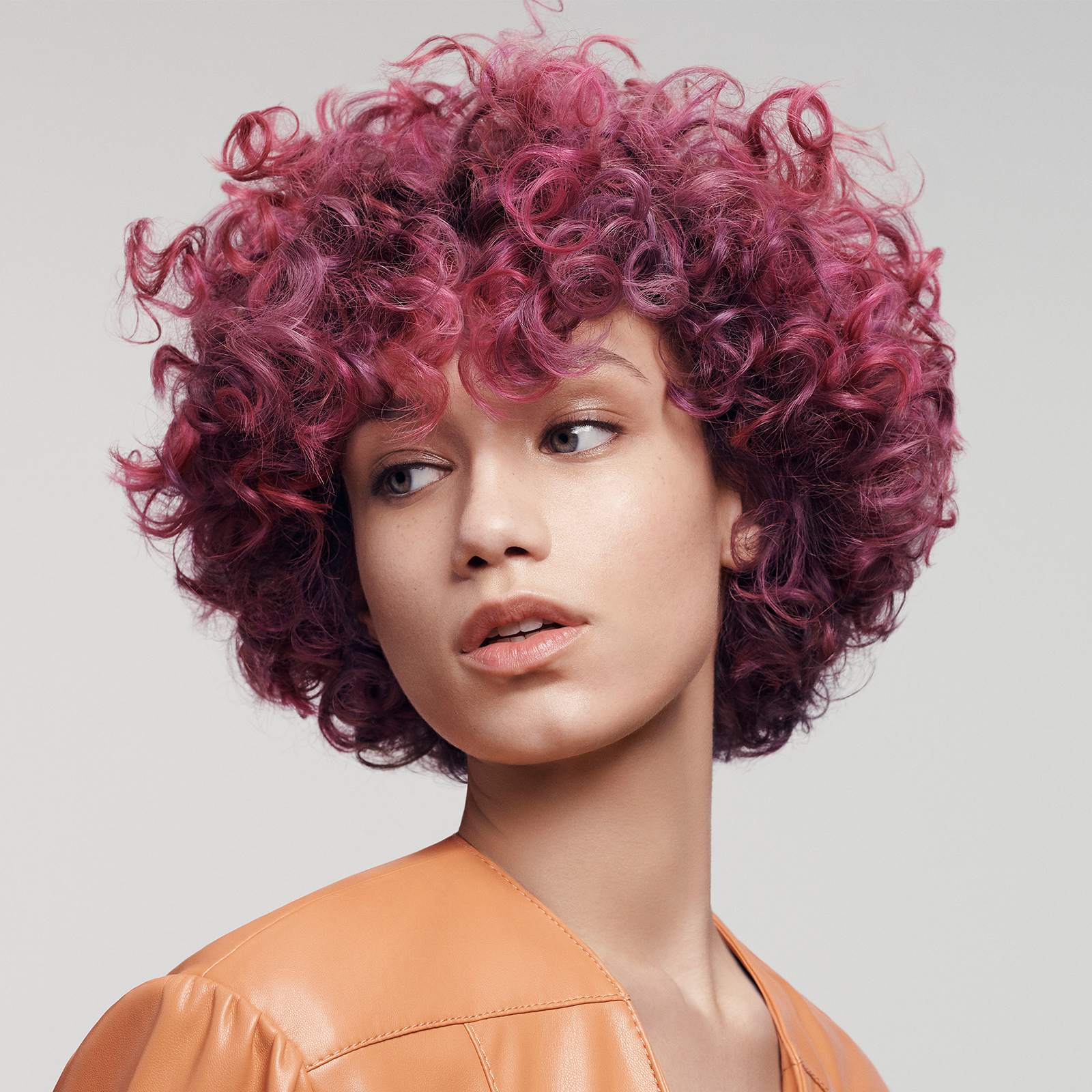 Dầu Xả Dưỡng Xoăn Goldwell Curls &amp; Waves Cấp Ẩm Chuyên Sâu, Tóc Bồng Bềnh Dễ Vào Nếp