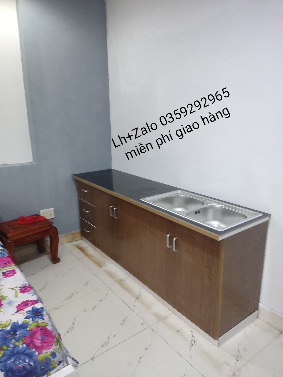 Tủ bếp mini nhựa đài Loan ốp mặt gạch sẵn bồn đôi