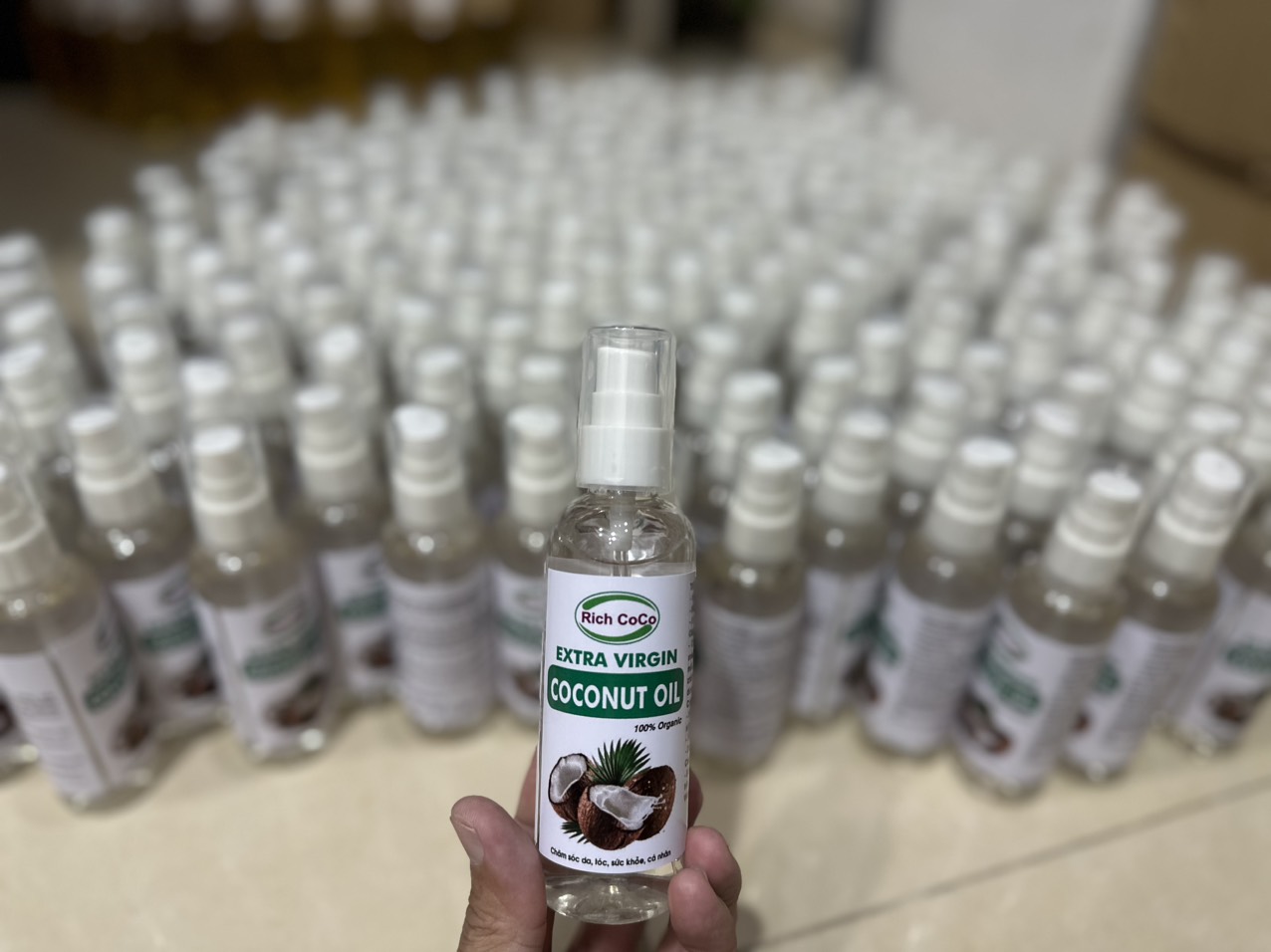 DẦU DỪA HỮU CƠ ÉP LẠNH - RICH COCO - EXTRA VIRGIN COCONUT OIL – CHAI 100ml