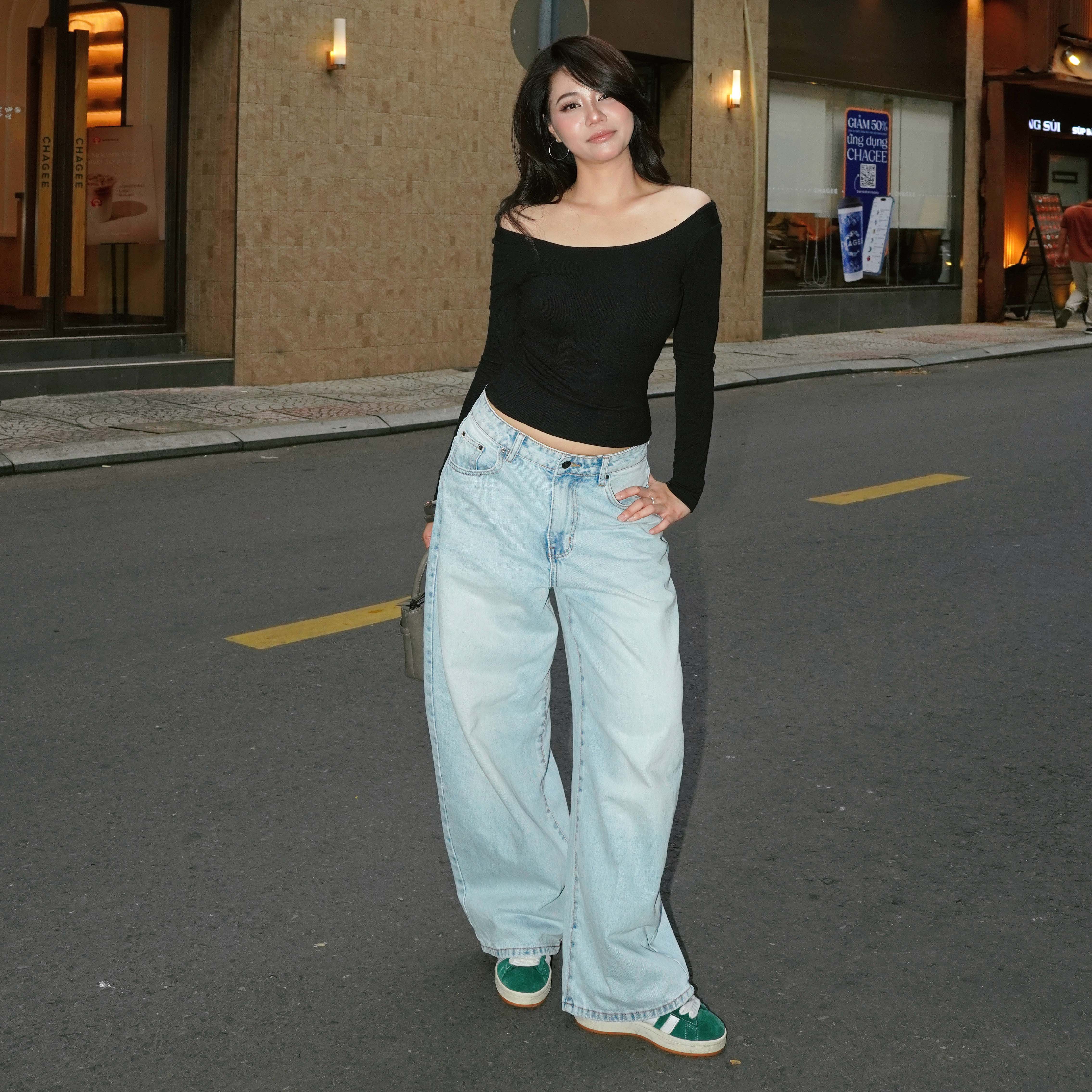 Quần jeans ống rộng balloon màu Lila Blue Aaa Jeans