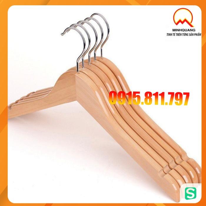 Moc treo quan ao - móc gỗ vàng cổ tròn treo quần áo nam, nữ kt rộng vai 44cm, rãnh chống trơn tuột 2 bên, đầu mắc xoay