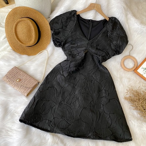 Đầm Đen Dự Tiệc OLEVI