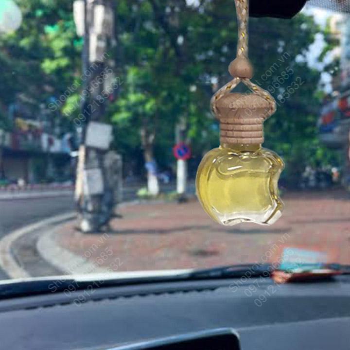 Tinh dầu 100% nguyên chất treo xe ô tô, tủ quần áo, lọ hình quả Táo khuyết
