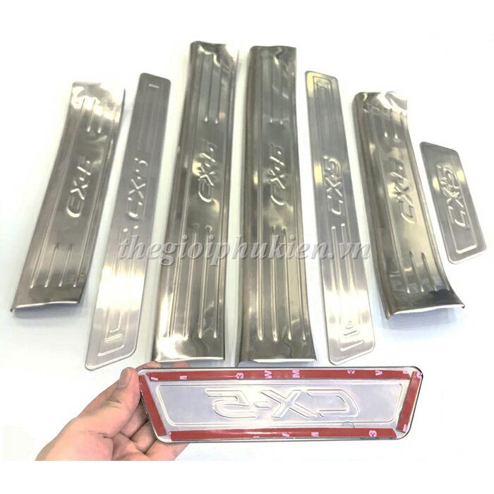 Bộ sản phẩm ỐP BẬC CỐP VÀ BẬC CỬA Inox xe Mazda CX5, CX-5 2016-2017