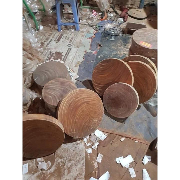 Thớt gỗ nghiến tây bắc đường kính 40cm dày 6, thớt gỗ không tâm nguyên khối độ bền cao