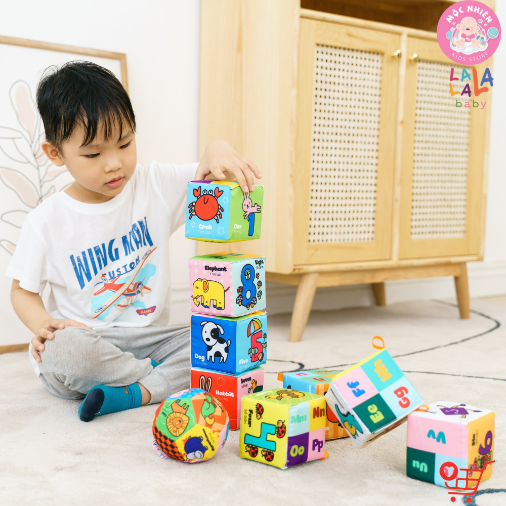 Đồ Chơi Hình Khối Vải Xúc Xắc Vui Nhộn Travel Block 9 pcs - Lalala Baby