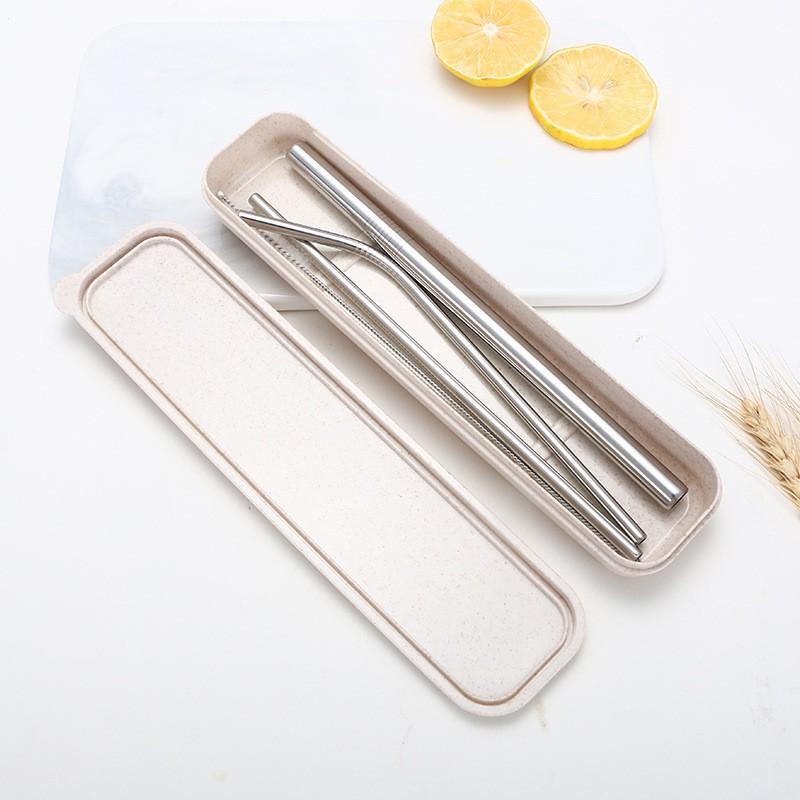 Bộ 4 Món Ống Hút Và Bàn Chải Có Hộp H274