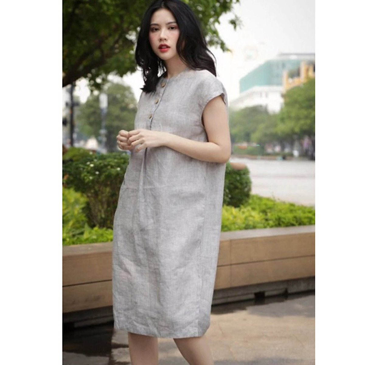 Đầm suông Linen bột Premium tay hến thêu hoa, cài khuy ngực