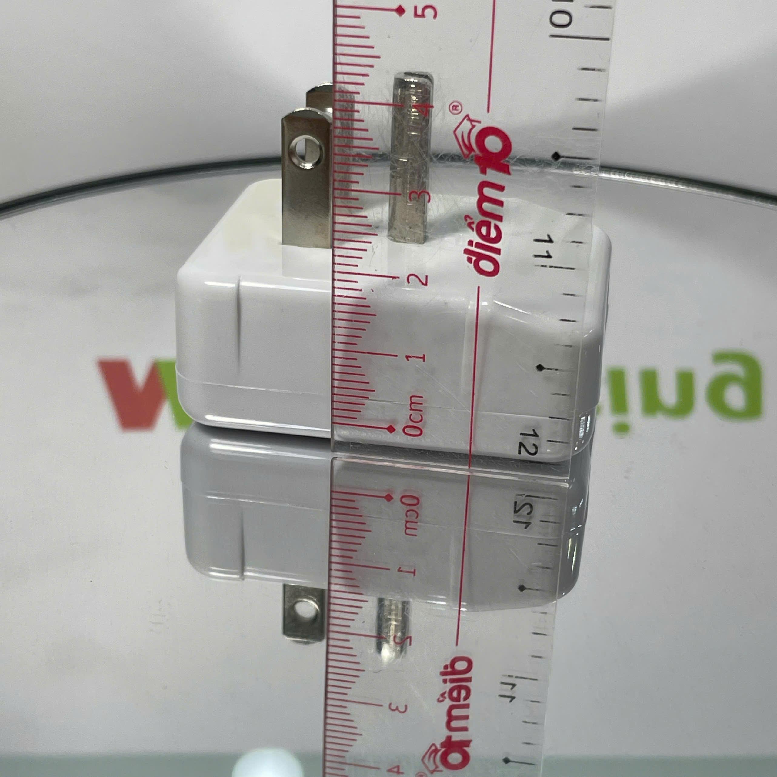 Phích cắm điện 3 chấu JY-7001 AC 250V 15A JYE/ JY-7003AC 250V 15AJYE Thương hiệu: JYE