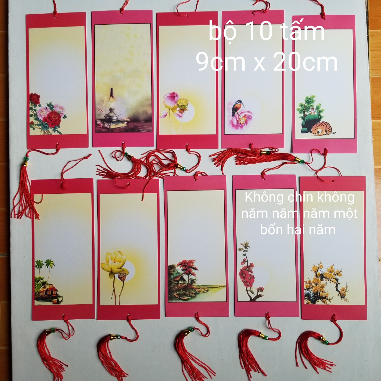 Bộ 10 tấm thiệp mi ni trang trí KÈM theo tua. Giấy viết thư pháp