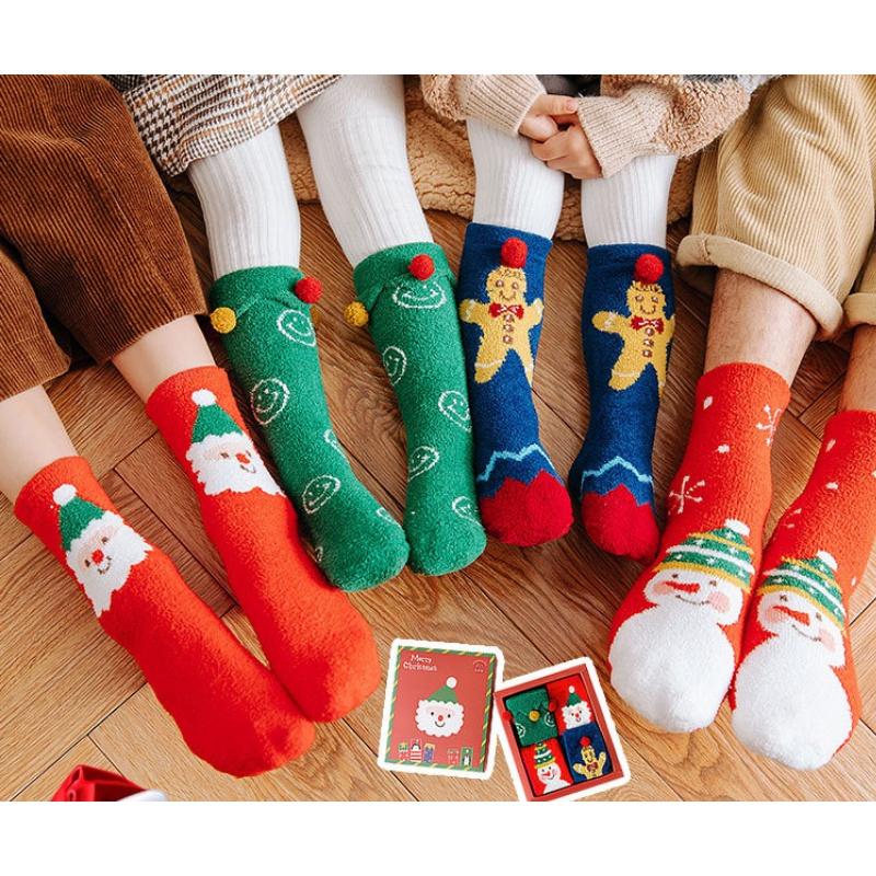 Set Tất Chân Gia Đình Noel Cao Cấp 4 Đôi Mixi Kids TAT0014B