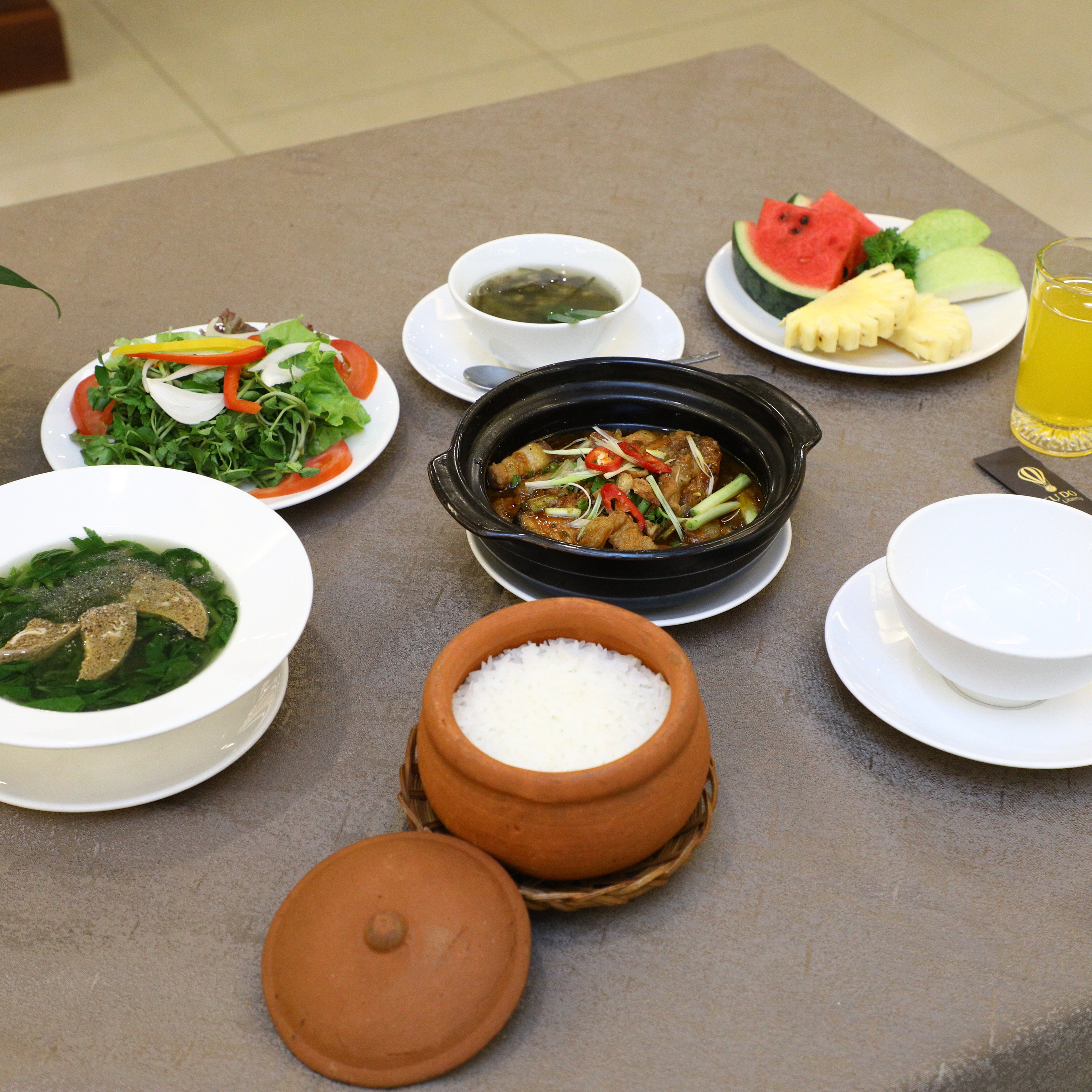 Set Lunch 5 món + Quầy Buffet không giới hạn 