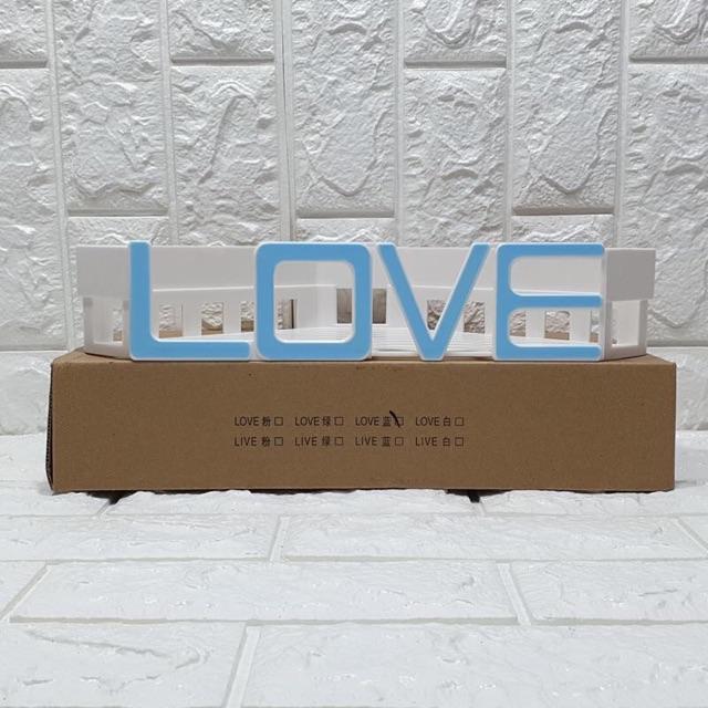 Kệ dán góc tường chữ love