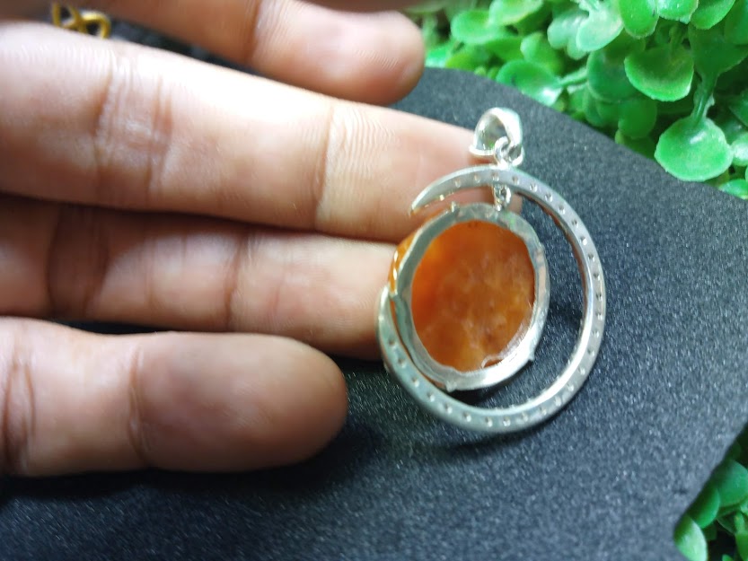 Mặt dây chuyền cao cấp