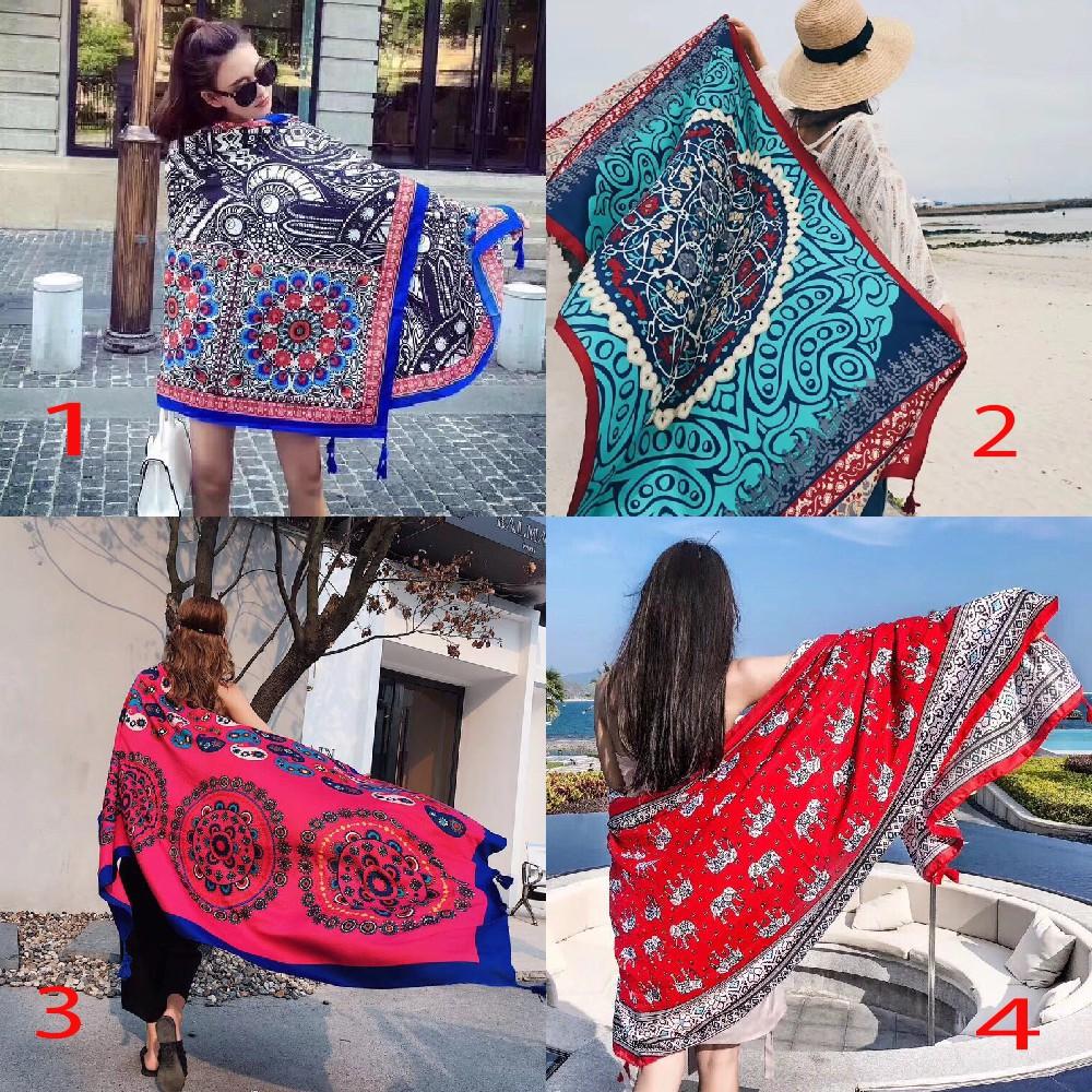 Khăn Choàng Thổ Cẩm Đi Biển
