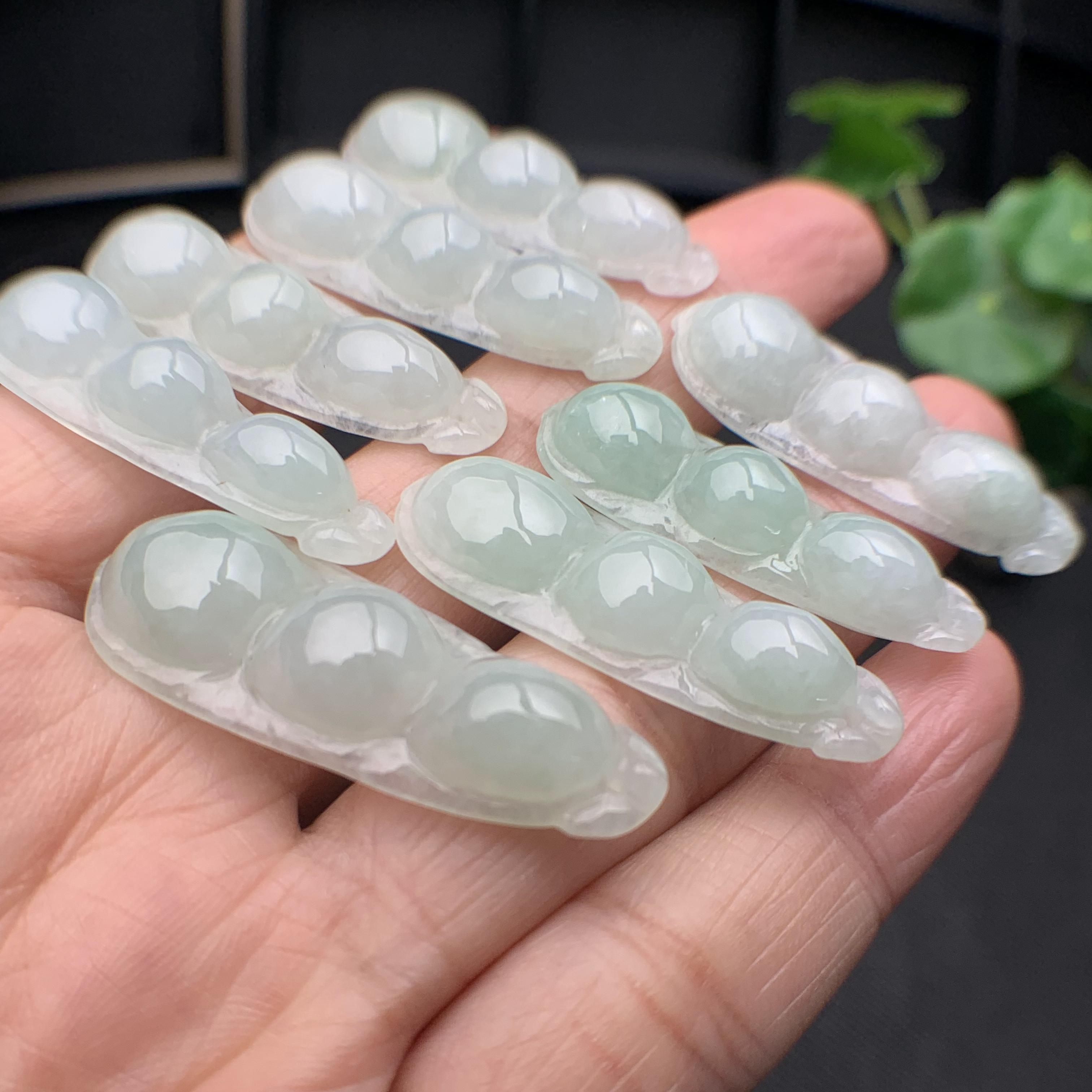 Hạt đỗ may mắn ngọc phỉ thúy tự nhiên Jadeite A