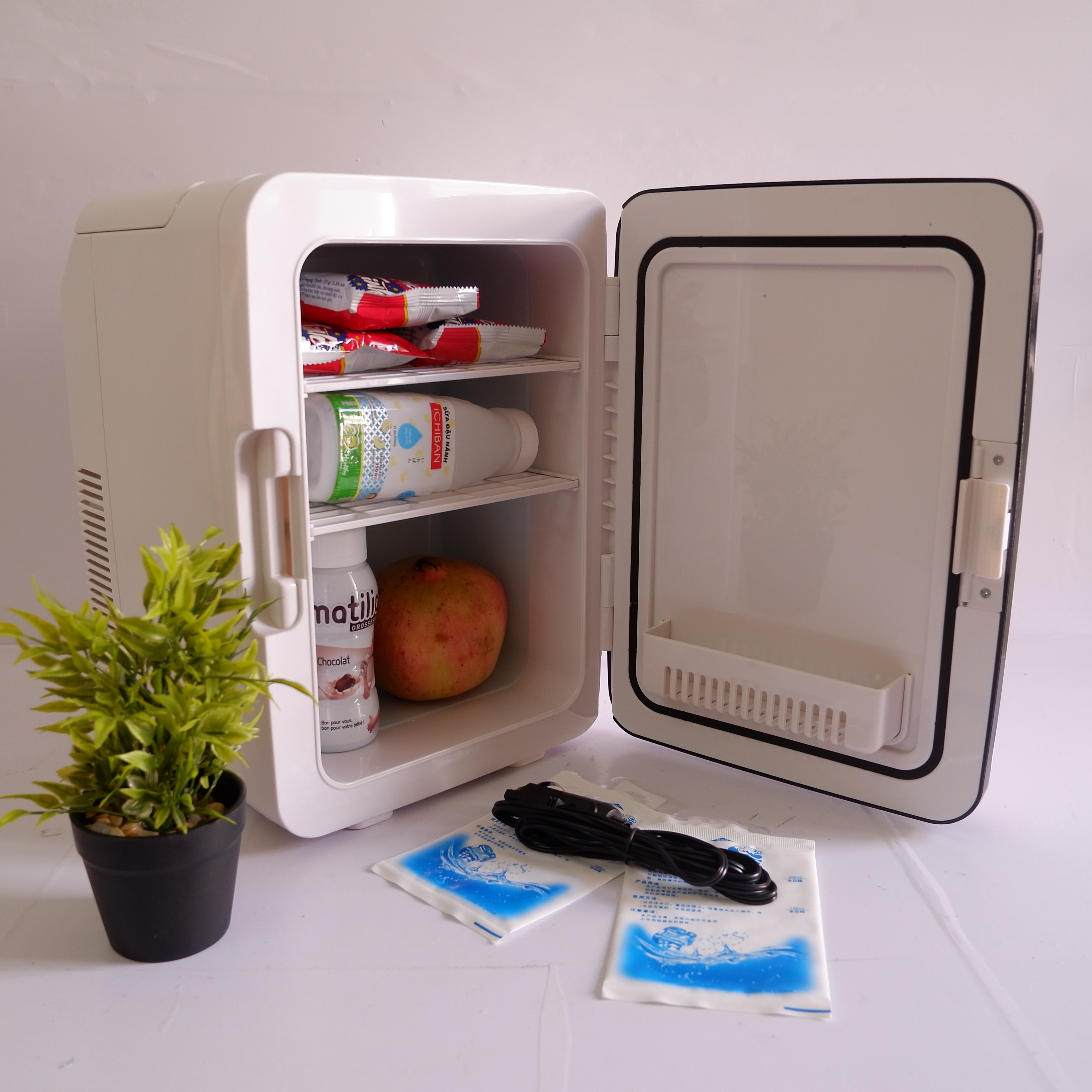 Tủ lạnh mini 2 chiều nóng lạnh dùng cho ô tô và gia đình 10L + Tặng kèm găng tay vệ sinh tủ lạnh