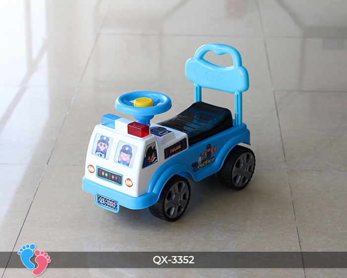 Xe chòi chân mô hình cảnh sát cho bé BABY PLAZA QX-3352