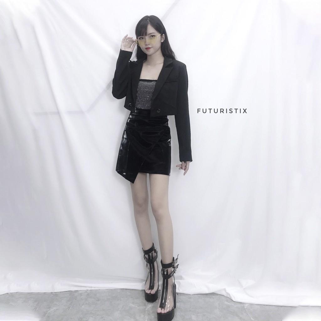 Áo Khoác Croptop 1 Cúc + Chân Váy Bóng Vạt Chéo + Phụ Kiện Futuristix - All Black