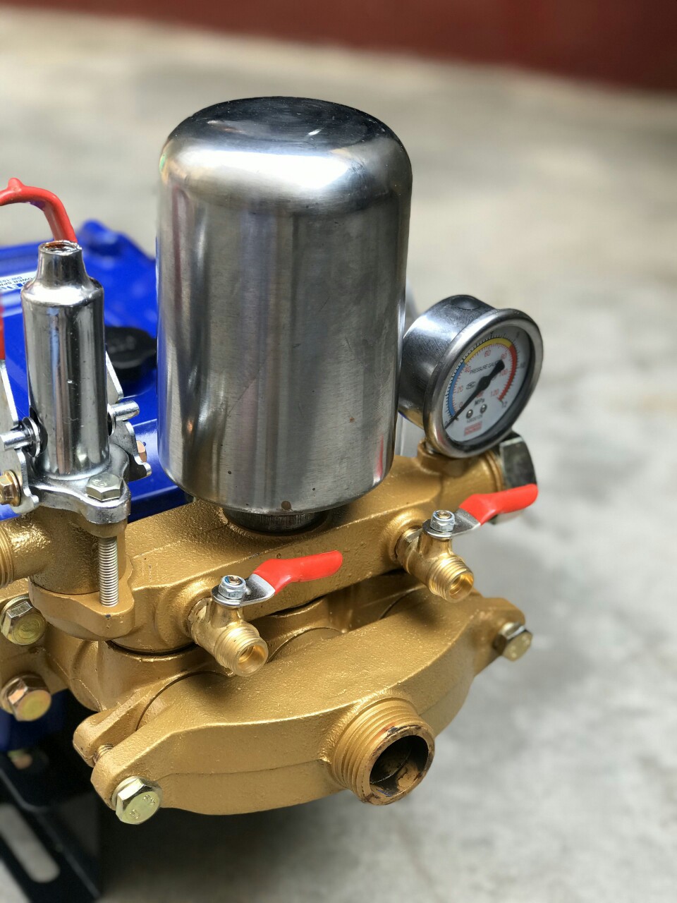 ĐẦU RỬA XE - ĐẦU PHUN XỊT RỬA 6.5HP DEWOO DW-1030A