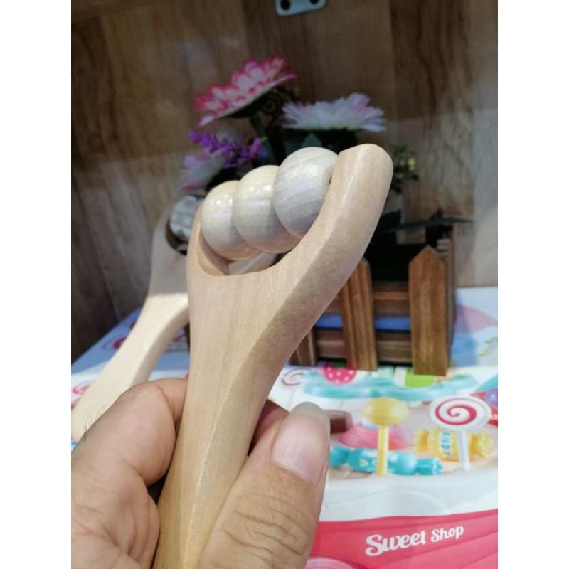 MÁT XA CẦM TAY GỖ. MASSAGER MẶT