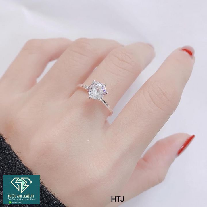 Nhẫn Bạc nữ trơn đá cao, Đá chủ lấp lánh tựa kim cương