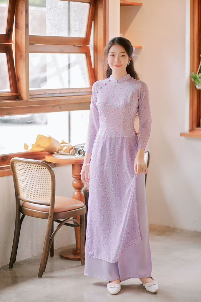 Sumire Store Áo dài Truyền thống Hoàng Lan