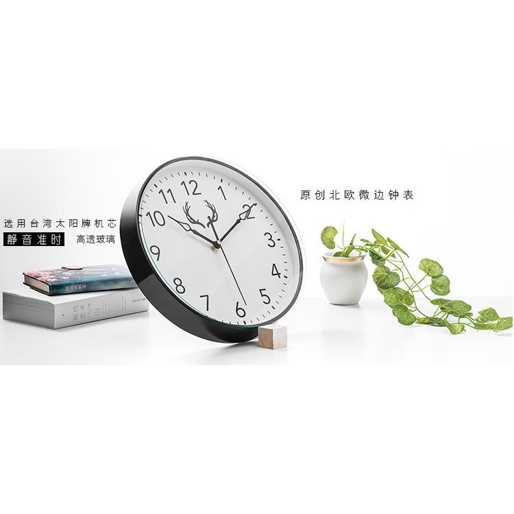 Khung ảnh treo tường canvas cao cấp kèm đồng hồ nhập khẩu KA001