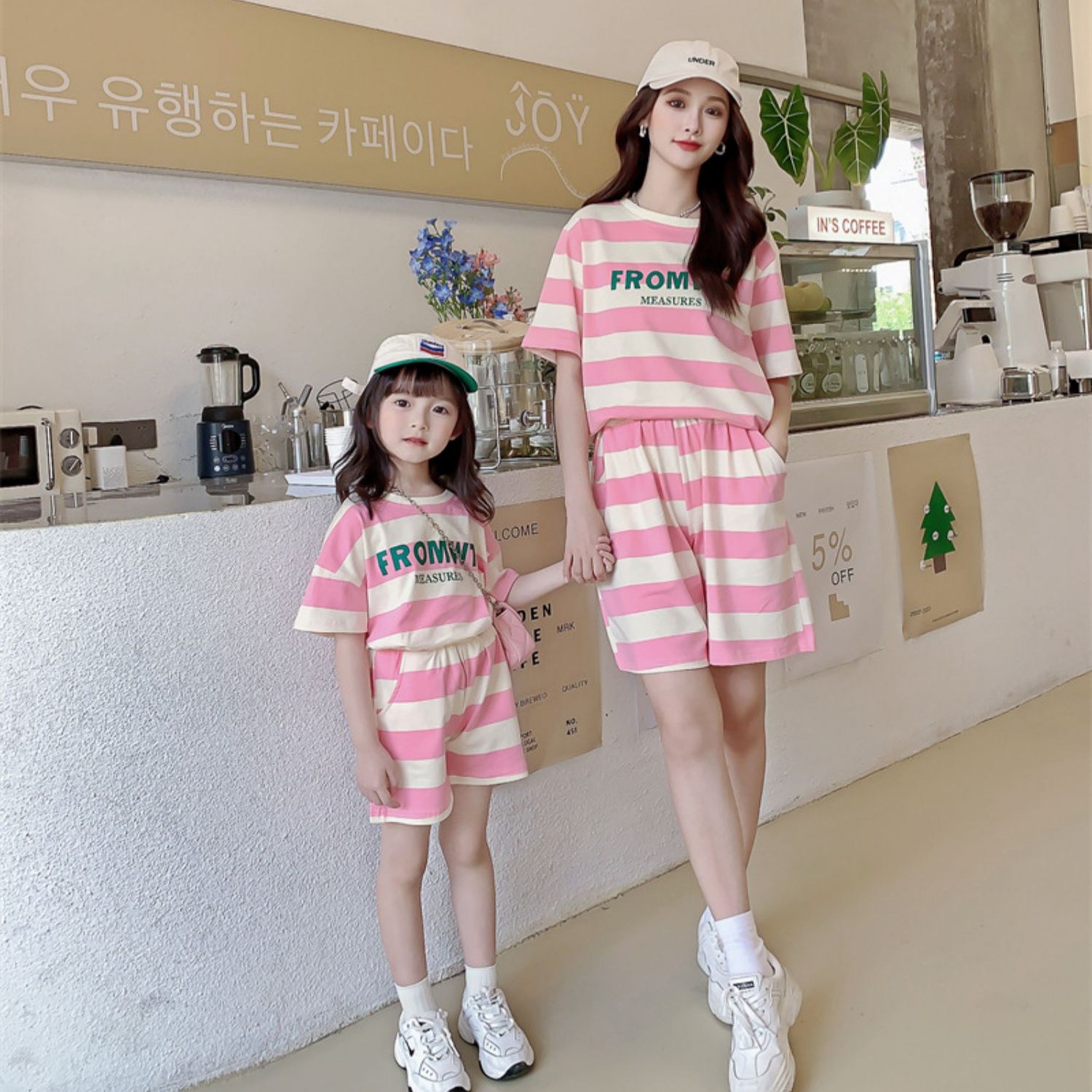 Bộ quần thun hè mẹ và bé &quot;DINO&quot; 14-55kg . Thiết kế năng động, form đẹp. Hàng may kỹ. G55
