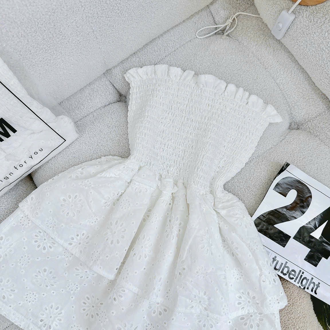 ĐẦM ỐNG NGẮN LƯNG THUN TẦNG XẾP LY REN TRẮNG SUÔNG TRƠN ĐI TIỆC DẠO PHỐ ĐI BIỂN