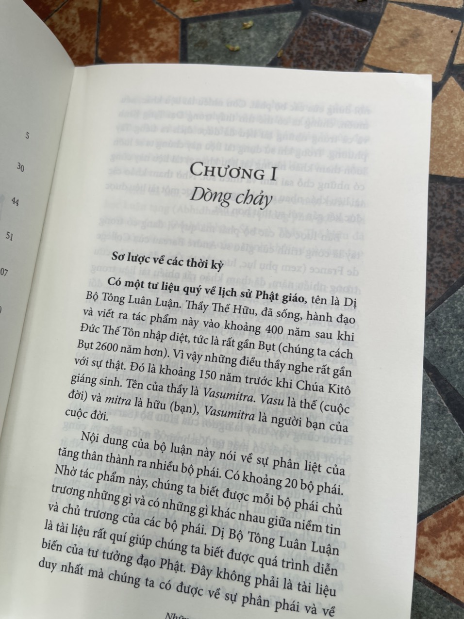 NHỮNG CON ĐƯỜNG ĐƯA VỀ NÚI THỨU - Thích Nhất Hạnh - Phương Nam Book