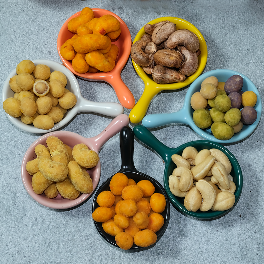 3 món hạt điều hũ 200g DGfoods/Roasted cashew/Roasted cashew without skin/Rustic grilled cashew/HVNCLCL/HACCP/HALAL/hạt điều bình phước/ Đặc sản Cần Thơ