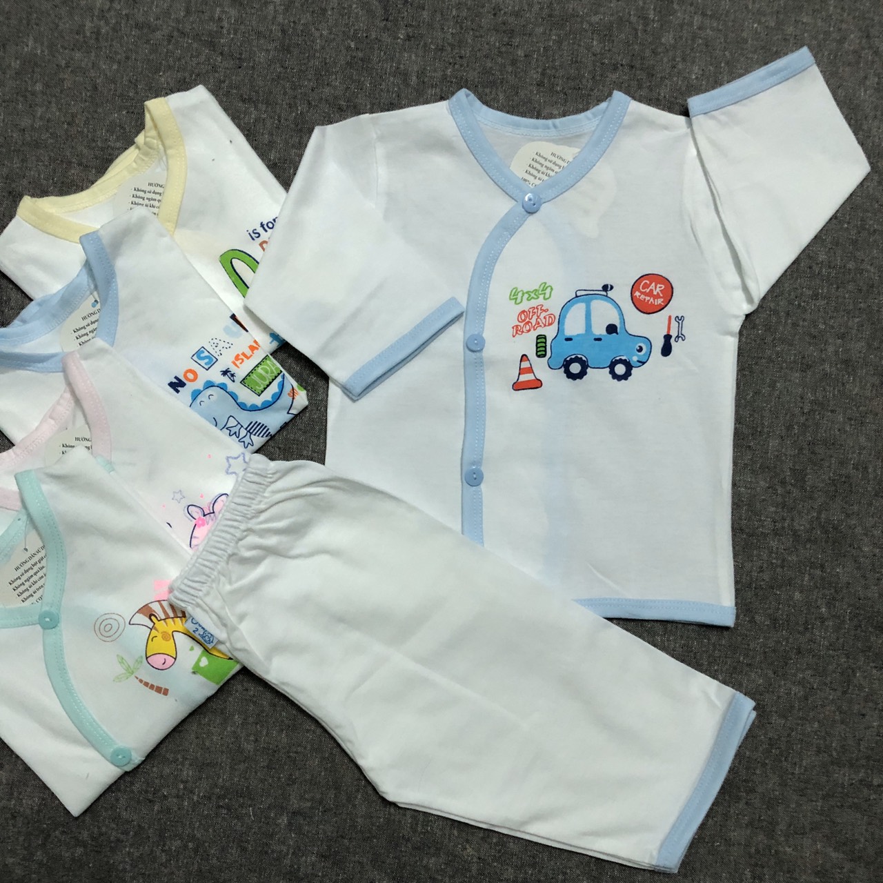 Set 5 Bộ Quần Áo Sơ Sinh Cotton Tay Dài Cài Xéo Trắng - Có 4 size 1,2,3,4 cho bé sơ sinh -11kg