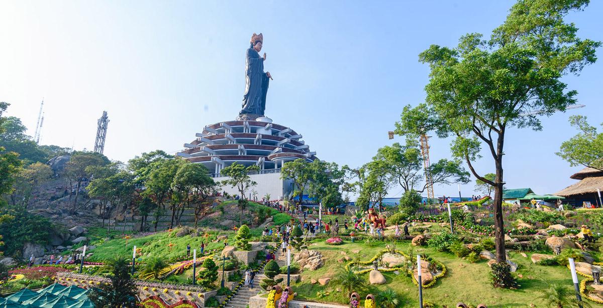 Hình ảnh [E-Voucher] Vietourist - Tour Du Lịch Tây Ninh: Núi Bà Đen - Thánh Địa Đạo Cao Đài