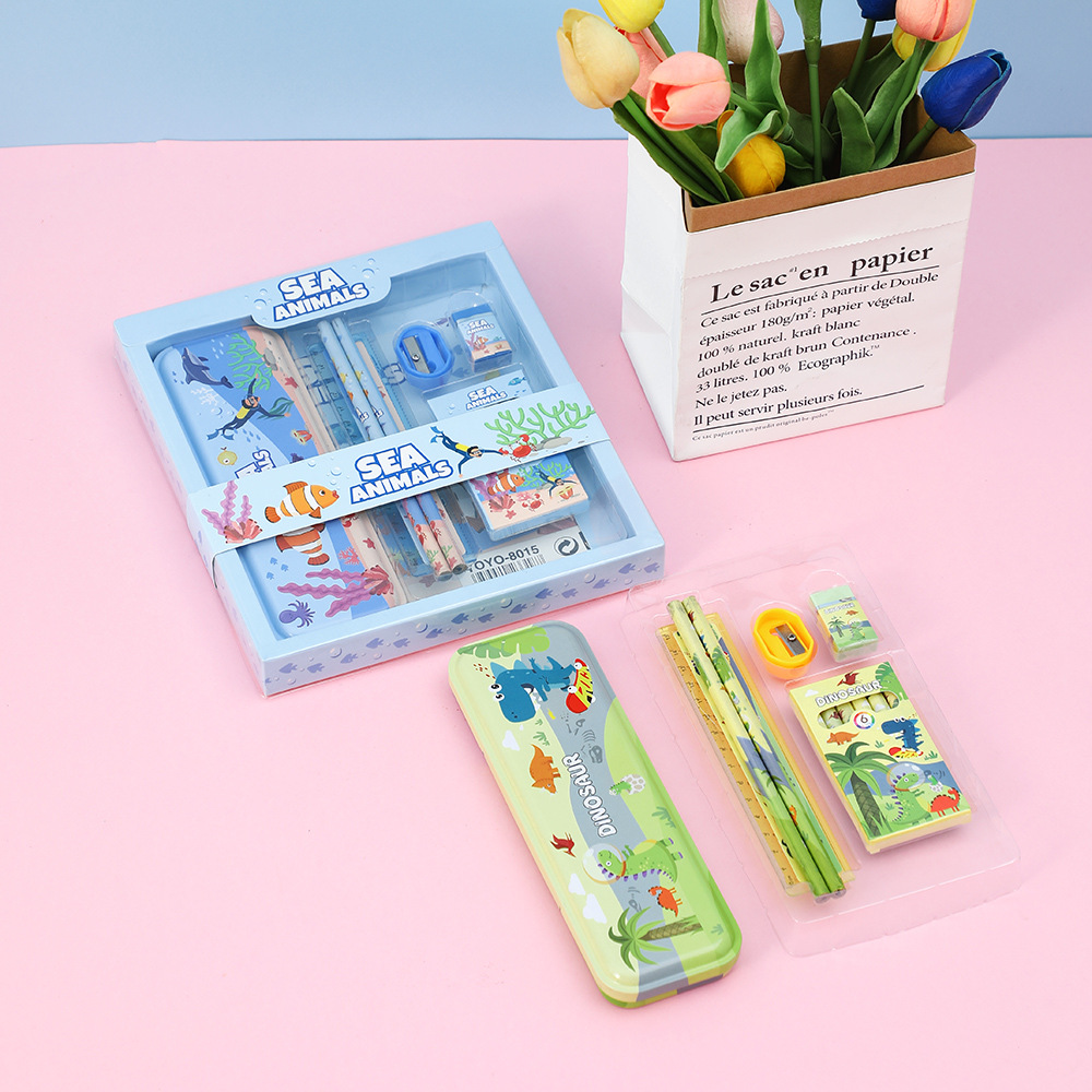 Bộ dụng cụ học tập set 7 món cute cho bé gồm hộp bút, màu, bút chì, thước kẻ, gọt chì, tẩy, quà tặng sinh nhật cho bé