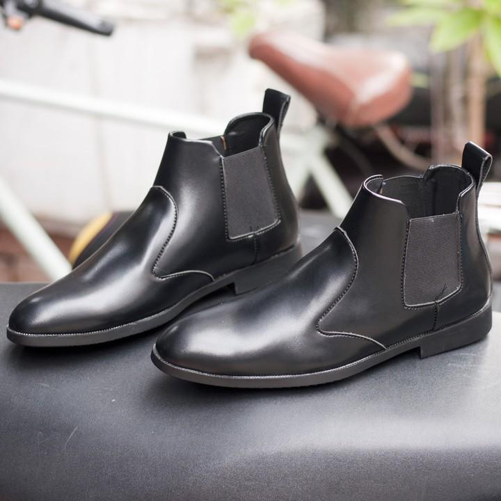 Giày Chelsea Boot Nam Cổ Chun Da Nhám Màu Đen Đế Khâu Rất Chắc Chắn - CB520-NHAMCHUN(K)-Kèm Móc Khóa Da Bò