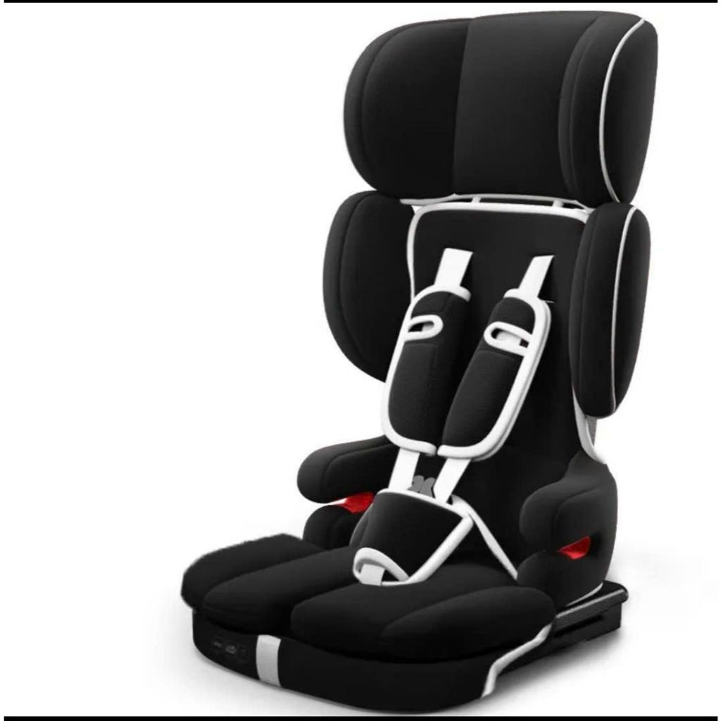 Ghế ngồi ô tô trẻ em chuẩn lắp đặt  bé từ 9 tháng đến 12 tuổi, tiện lợi cùng bé đồng hành trên mọi nẻo đường