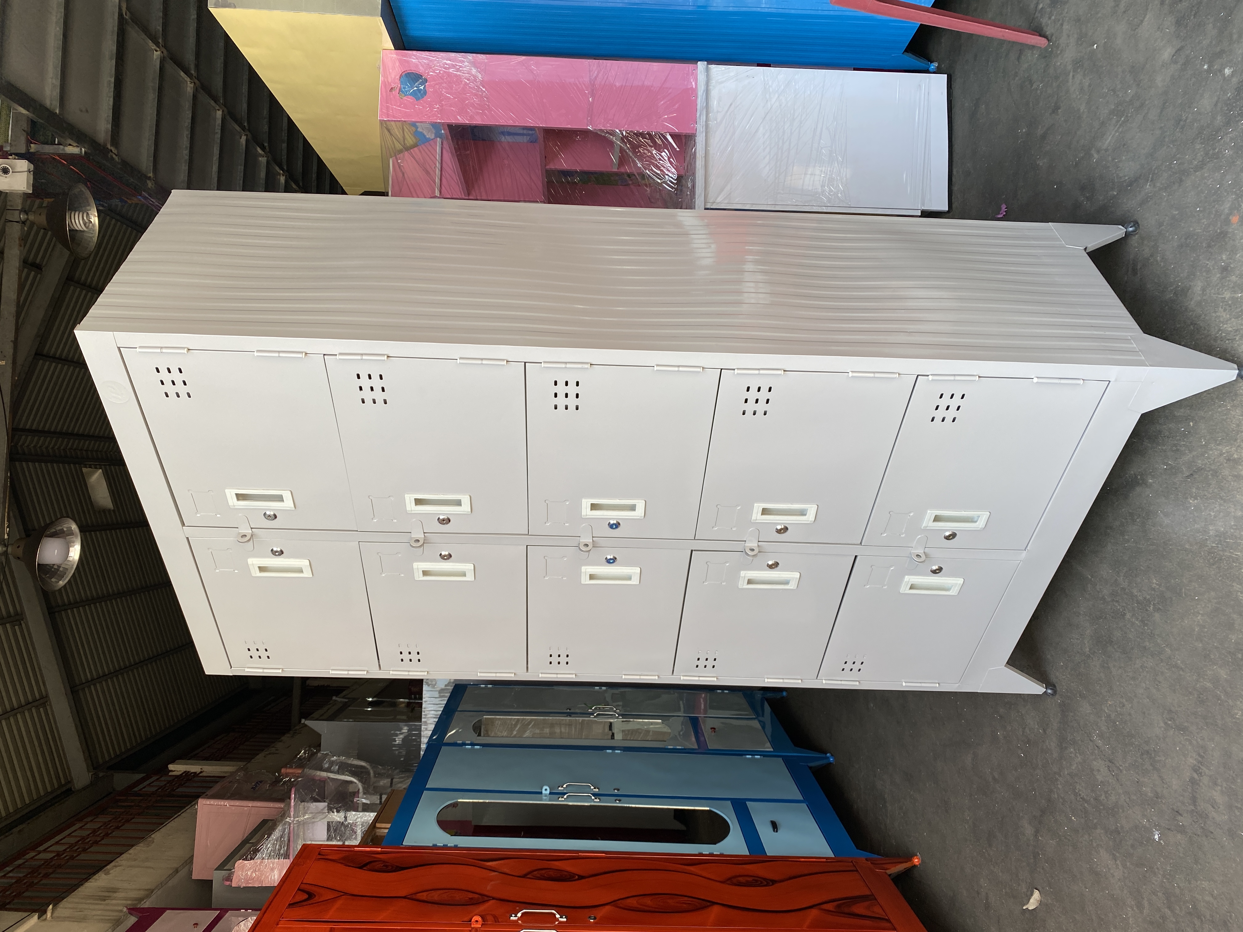 Tủ hồ sơ - tủ locker 10 cánh sơn tĩnh điện cao cấp dành cho văn phòng