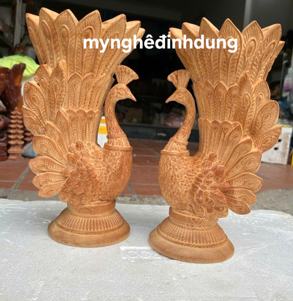 Cặp chim công cắm hoa bằng gỗ ngọc Am thơm nức cao 30x16x12cm