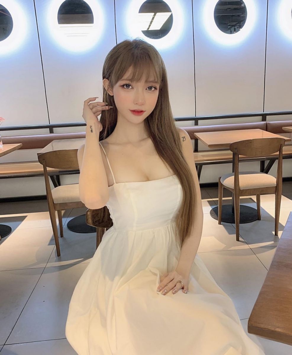 Đầm Babydoll Đuôi Váy Phồng Bí