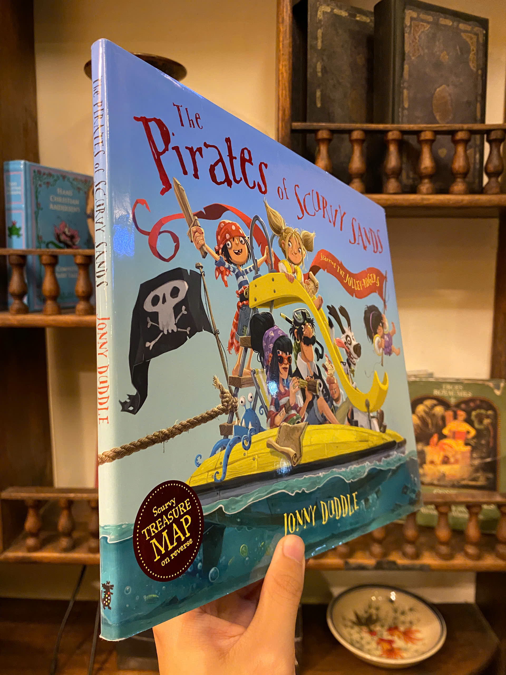 Sách - The The Pirates of Scurvy Sands by Jonny Duddle | English Children's Picture Book | Bìa cứng