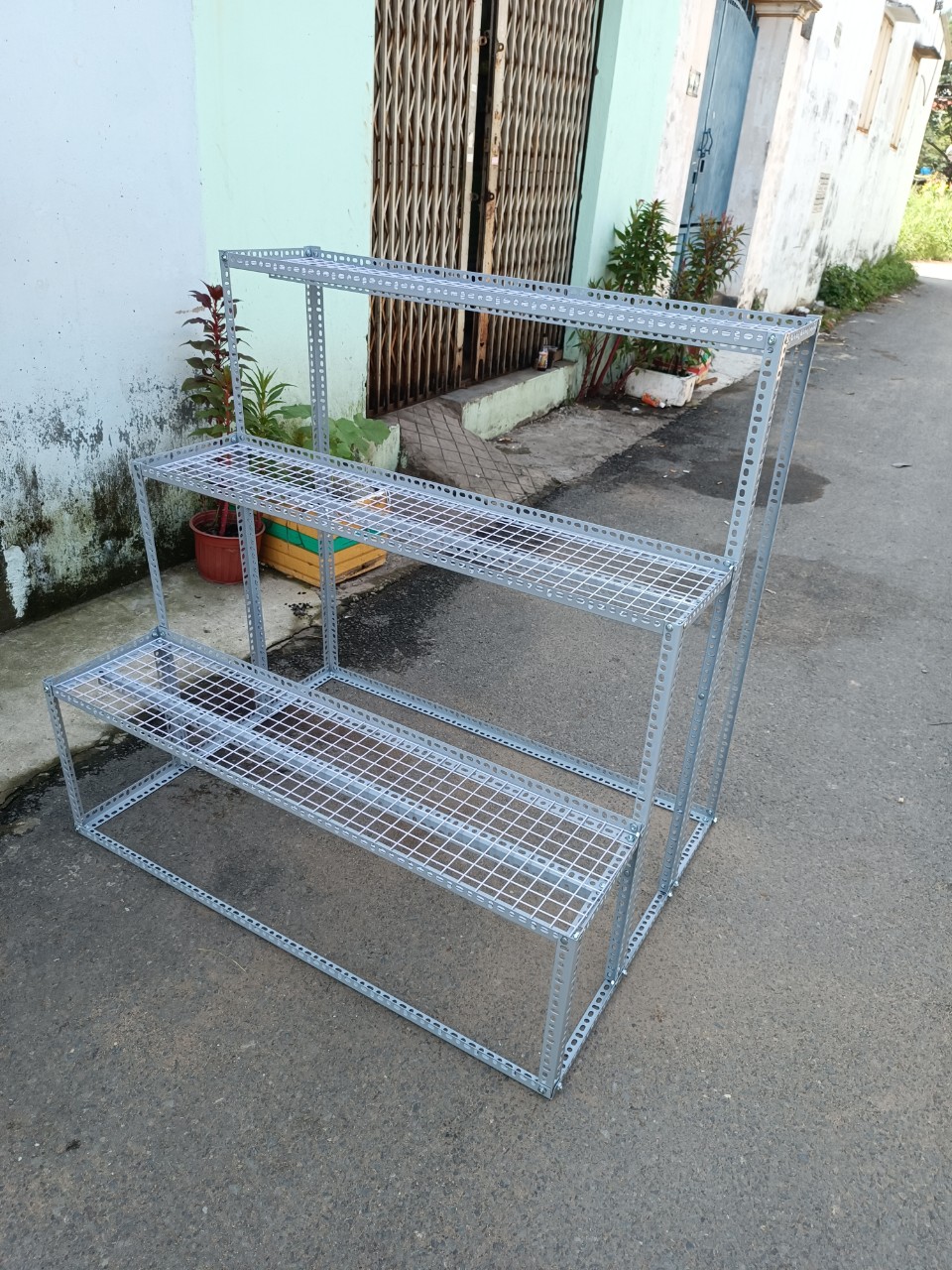 Kệ bậc thang v lỗ 3 bậc khung V3x3cm Nhiều độ cao kích thước