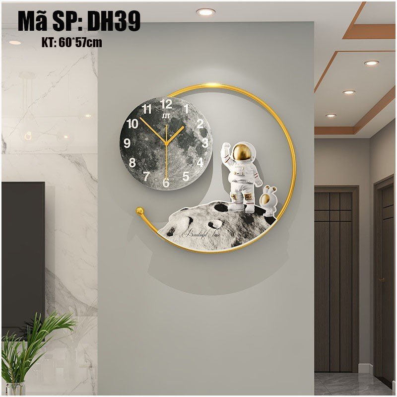 Đồng hồ treo tường hiện đại phi hành gia - Đồng hồ treo tường cao cấp sang trọng - Mã DH39