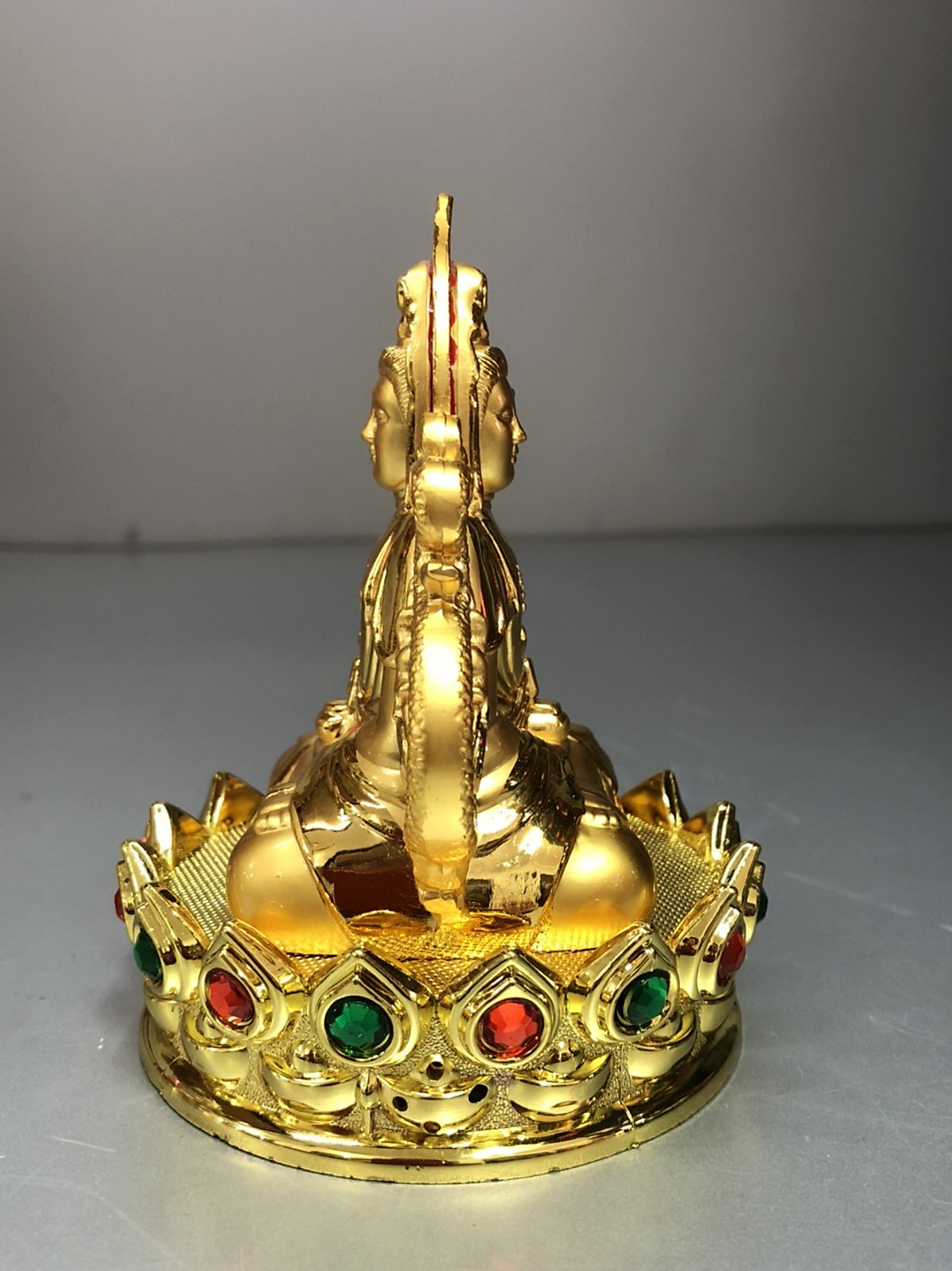 Tượng Để Ô tô Quan Âm Bồ Tát DA12103