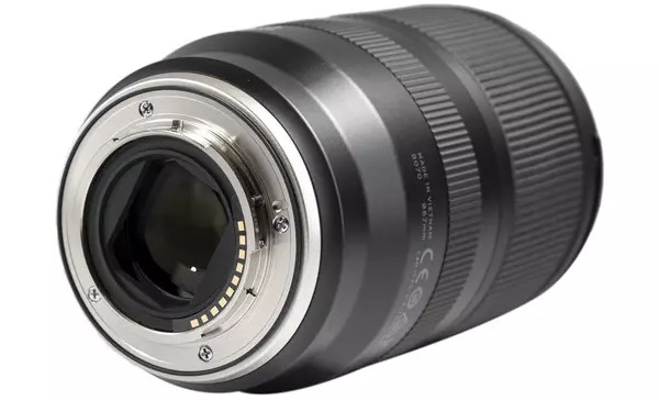 Tamron 17-70mm f/2.8 Di III-A VC RXD 9