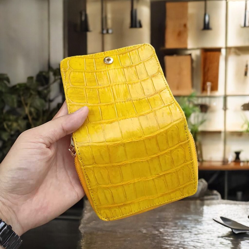 Ví mini nữ Da cá sấu màu Vàng nổi bật!