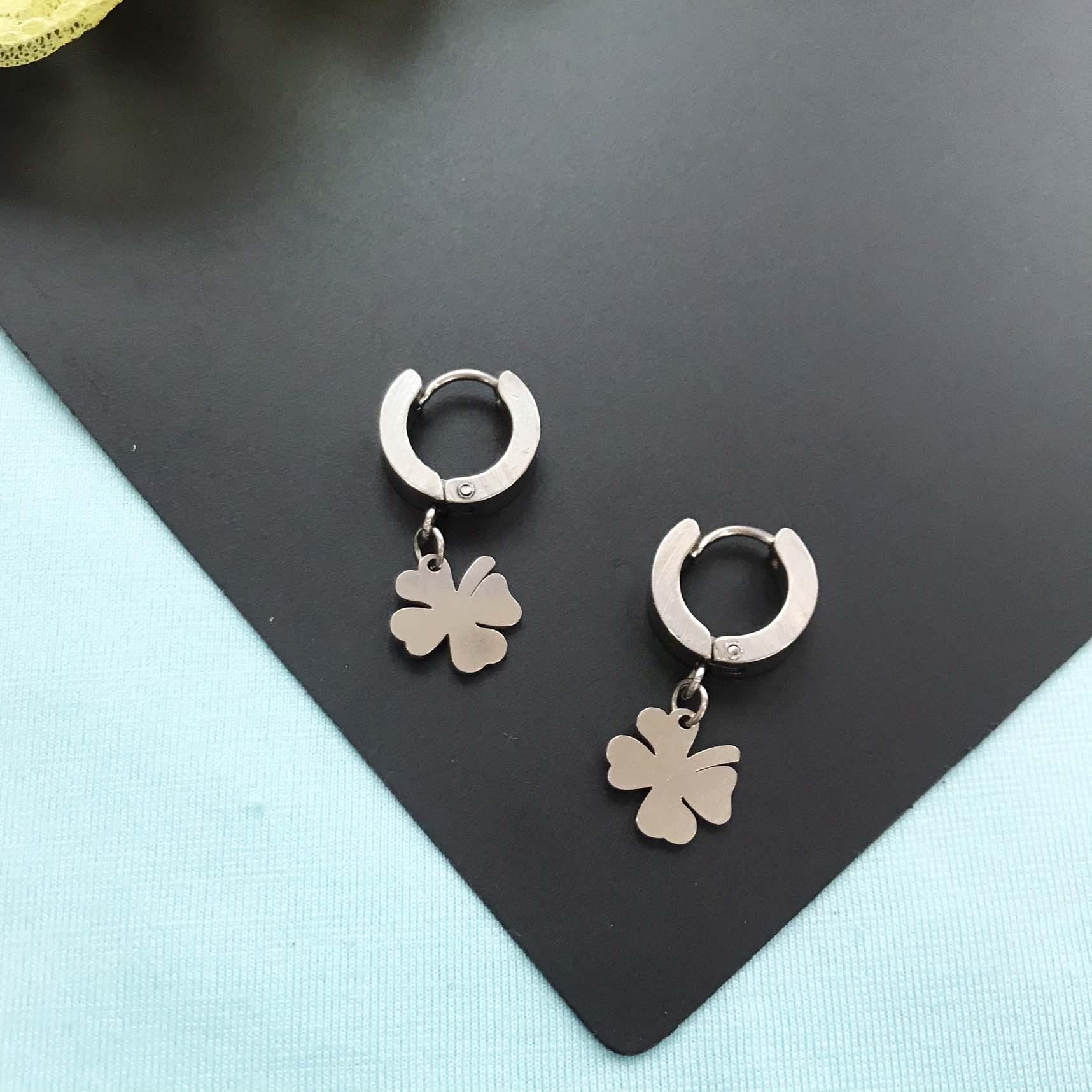 Khuyên tai cỏ 4 lá may mắn thời trang unisex