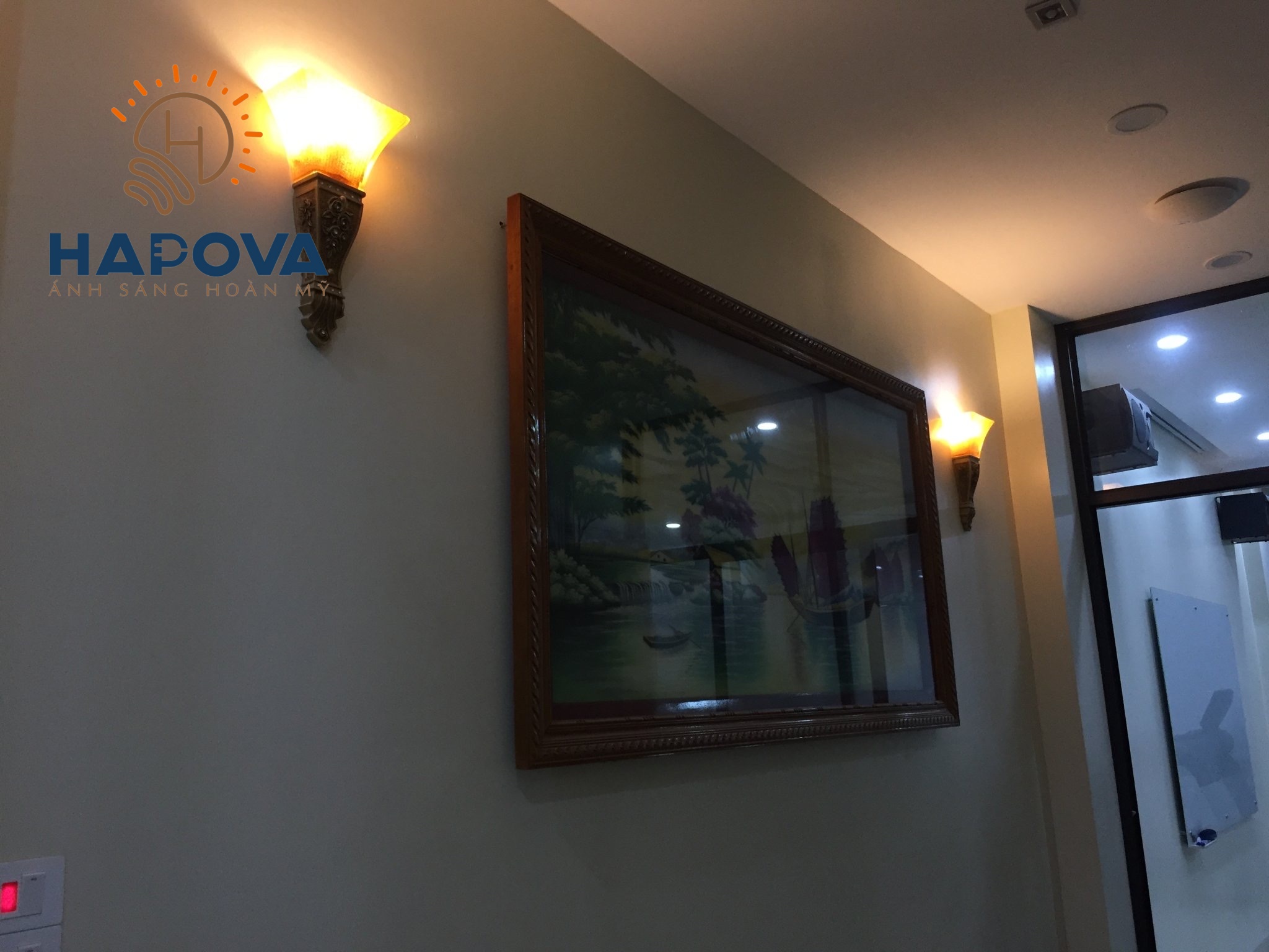 Đèn tường trang trí phòng khách HAPOVA DOMINIC 6123 - Kèm bóng led Chuyên Dụng